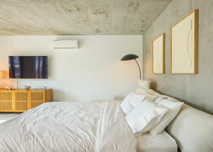 Inside Canal * Aveiro