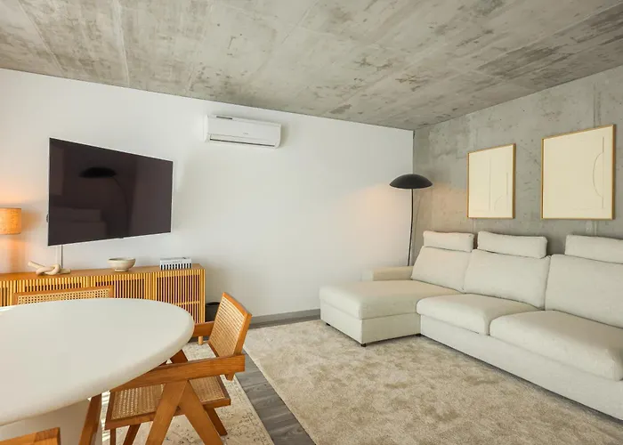 Apartment Inside Canal